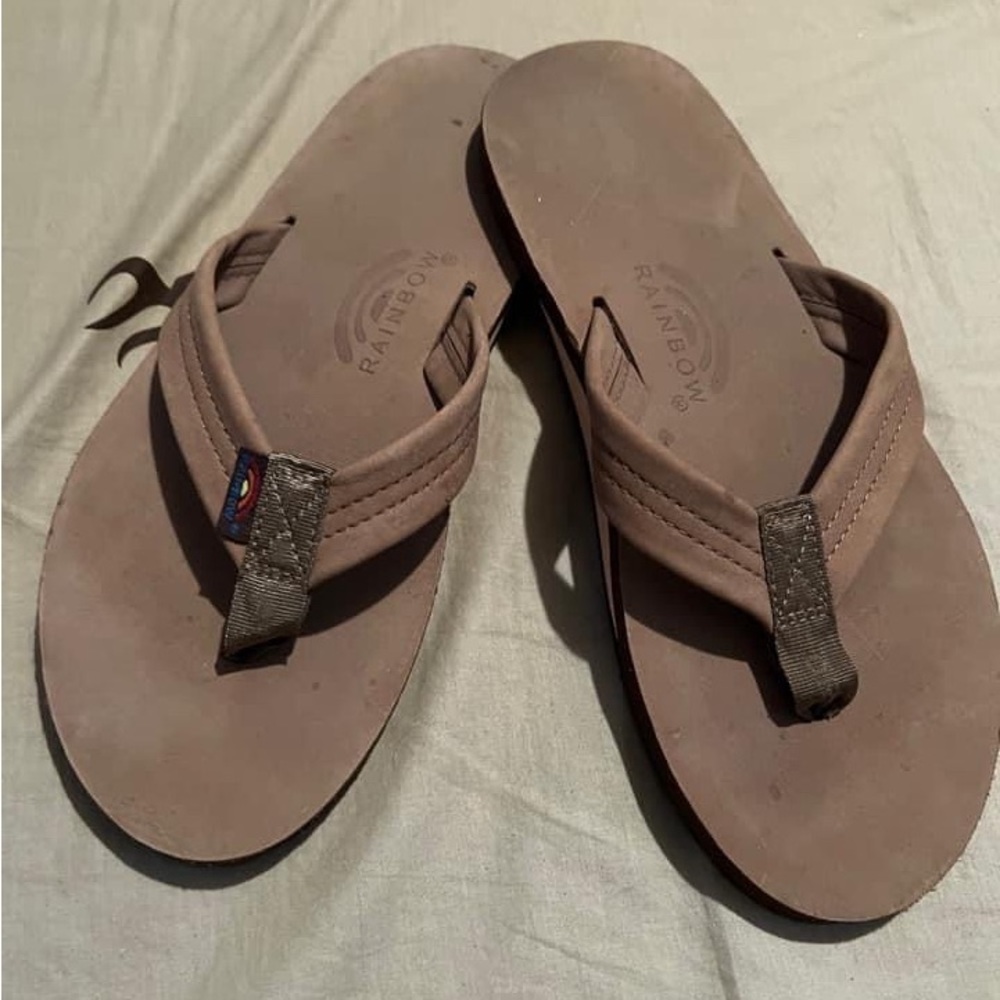 Never Worn Mens Rainbow Flip Flops